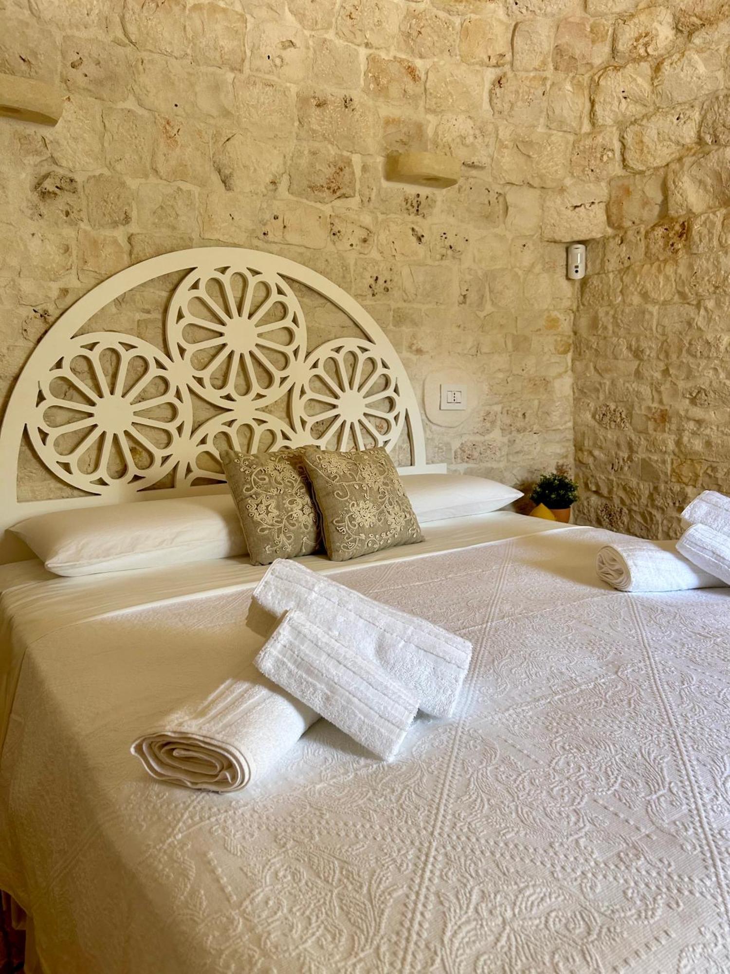Trulli In Contrada - Monopoli Guest House Exterior photo